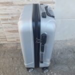 Mala de Viagem - Cor Prata - Tamanho 20 - 10 Kg - Com Trava - Imagem 2