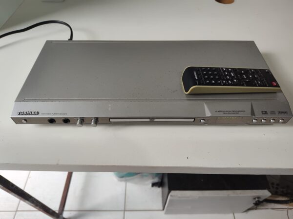 DVD com Karaokê - Toshiba - Com Controle