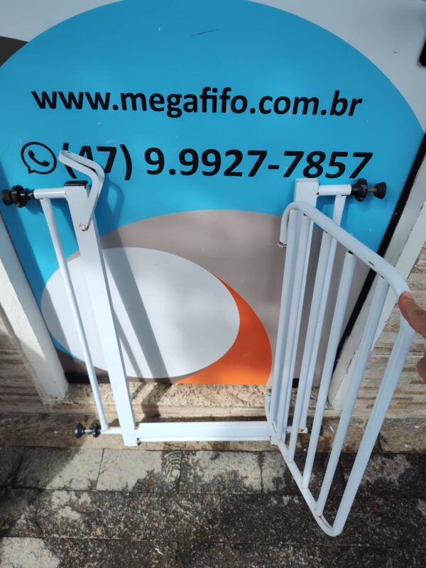 Grade Protetora para Porta - Cor Branca