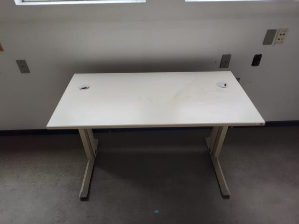 Mesa de Escritório - Cor Bege - Excelente Qualidade