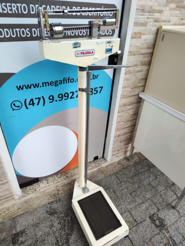 Balança Antropométrica Filizola Modelo 31 Mecânica 150kg - Imagem 2