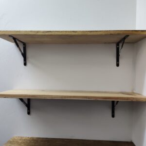 Conjunto com 5 Prateleiras de Madeira Tratada - Com Suporte - 080 cm por 020 cm e 20 mm espessura