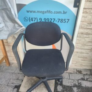 Cadeira de Escritório - Com Regulagem de Altura