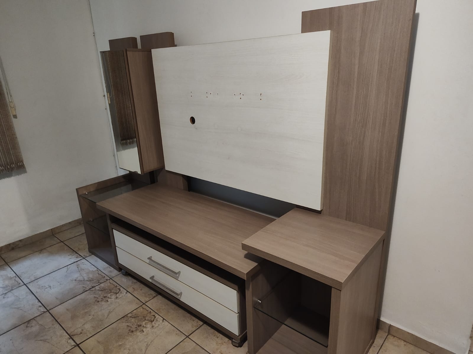 Rack para Sala com Gaveteiro - Móvel Zerado Usado poucos meses - Imagem 2