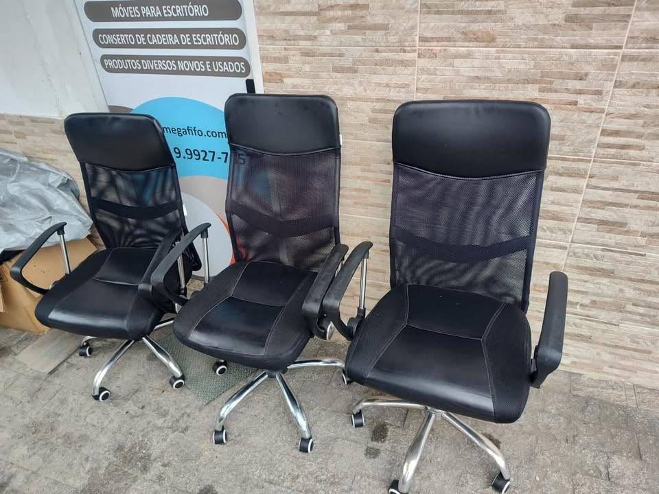 Cadeira de Escritório Modelo Diretor – Telada – Na Cor Preta – Revisada Excelente Qualidade