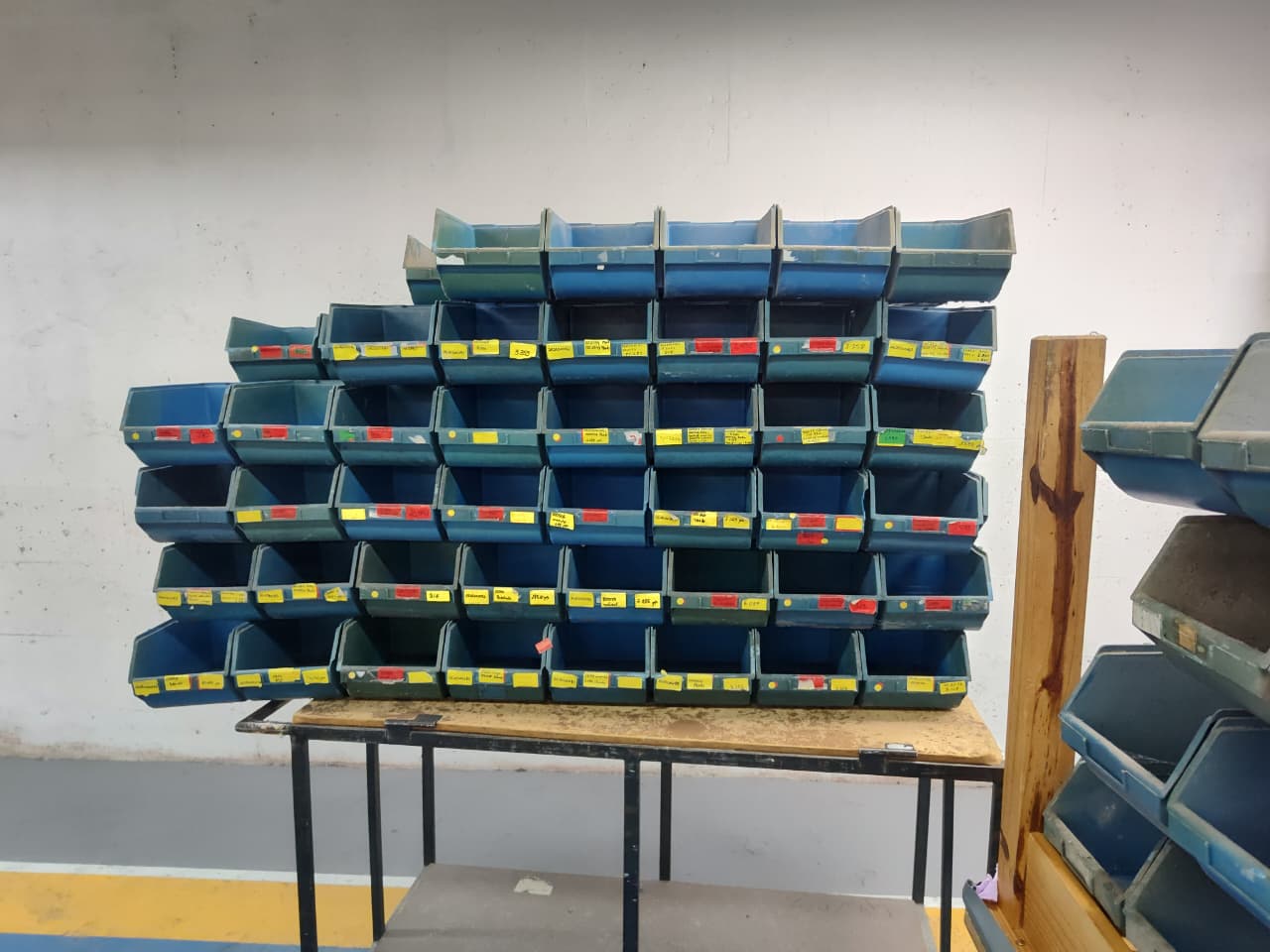 Caixa Organizadora - 0,21 cm de Comp. x 0,32 cm Prof. x 0,16 cm Alt. - Valor Unidade