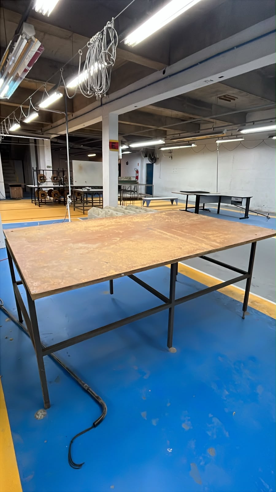 Mesa Para Trabalho - Com Regulagem de Altura - Mesa Grande - Imagem 3