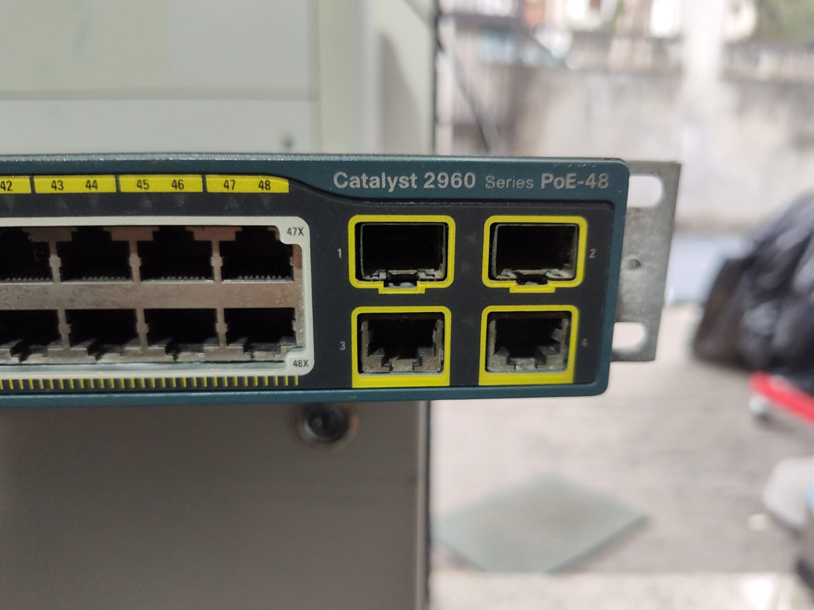 Switch Cisco Fast Poe 2960 48 Portas Ws-c2960 - 48pts - Imagem 4