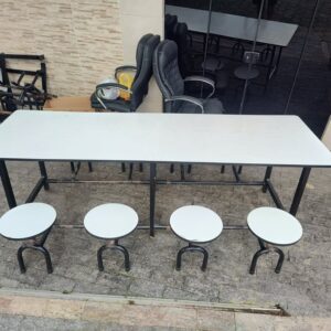 Mesa de Refeitório - 8 Lugares - Com Acento Retrátil - 2.00 Mts x 0,80 cm prof.