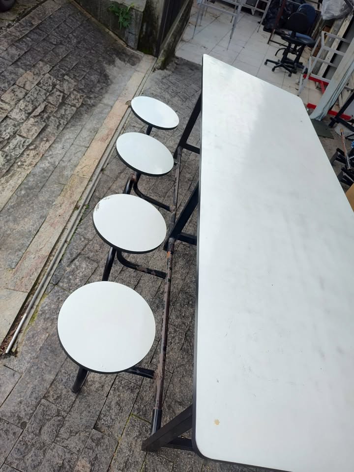 Mesa de Refeitório - 8 Lugares - Com Acento Retrátil - 2.00 Mts x 0,80 cm prof. - Imagem 3