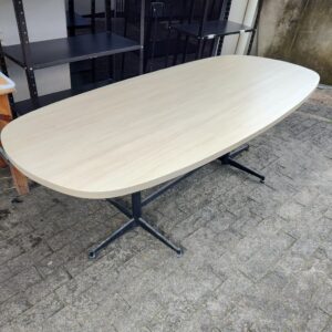 Mesa de Reunião/Jantar - Excelente Qualidade - Pés de Ferro 2.20x1,05
