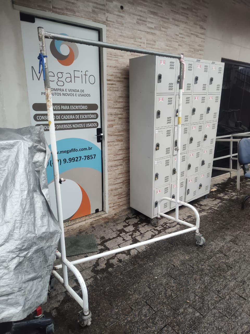Arara Extremamente Reforçada - Com Rodinhas - (186Ax137Cx53P) - Imagem 2