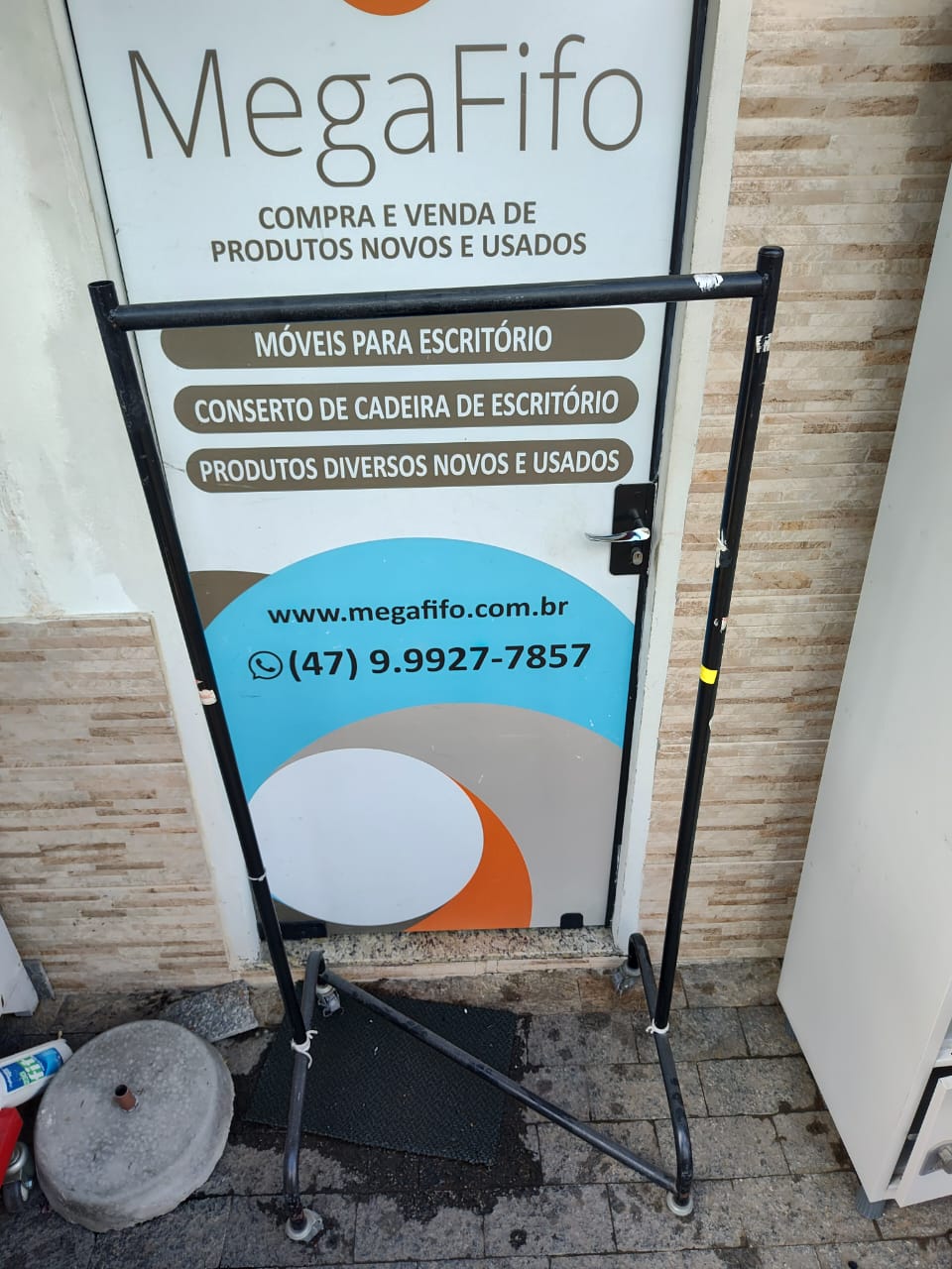 Arara Extremamente Reforçada - Com Rodinhas(1,60 mts Alt. x 0,70 cm comp.)