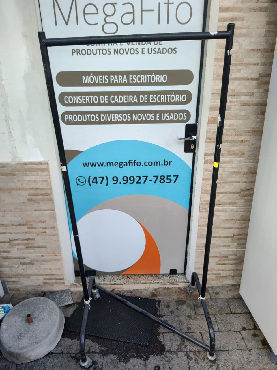Arara Extremamente Reforçada - Com Rodinhas(1,60 mts Alt. x 0,70 cm comp.) - Imagem 2