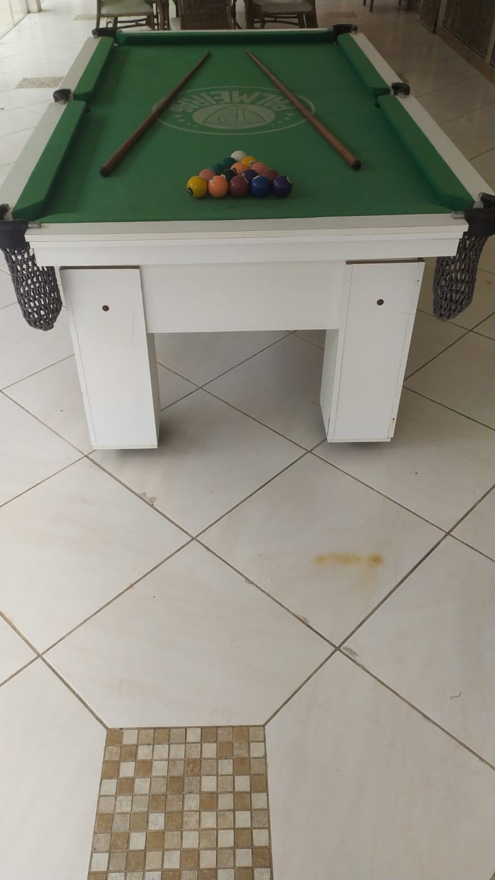 Mesa de Sinuca Completa com Tacos e Suporte - Imagem 2