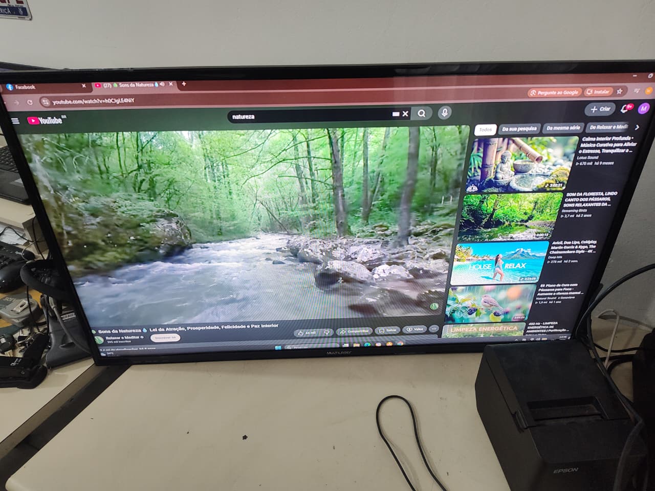 TV Monitor Multilaser, modelo TL028, que possui tela de 39 polegadas HD Direct LED - Imagem 3