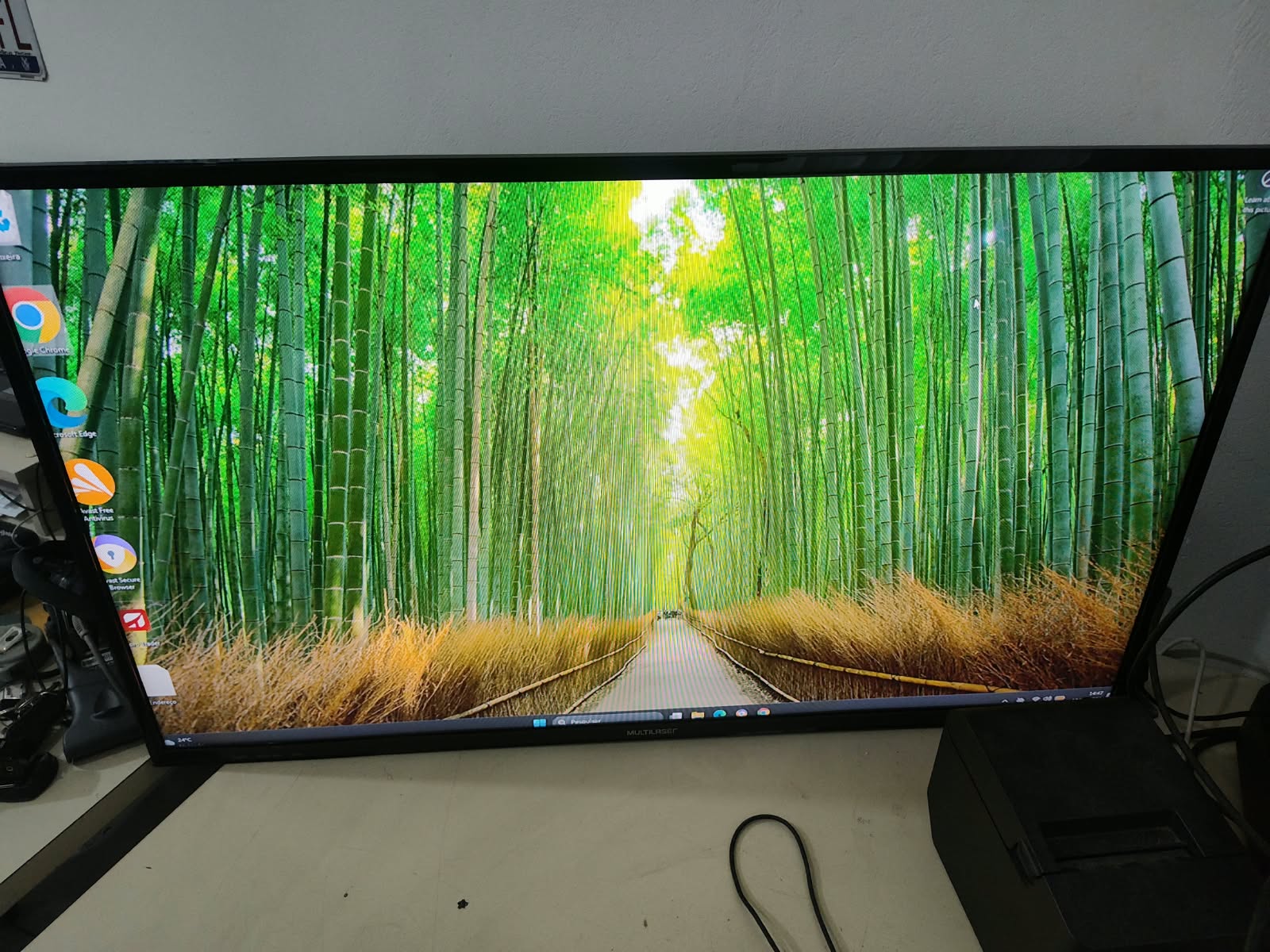 TV Monitor Multilaser, modelo TL028, que possui tela de 39 polegadas HD Direct LED - Imagem 4